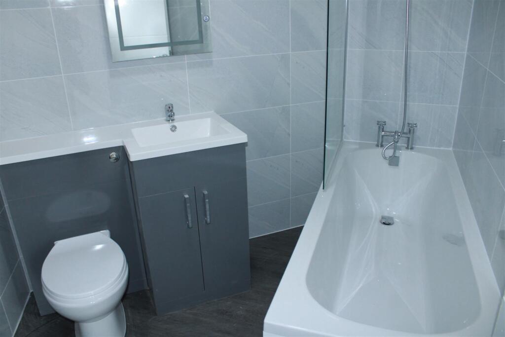 1 bed 1st Floor Flat for rent in Bilston. From Samuel & Co - West Bromwich