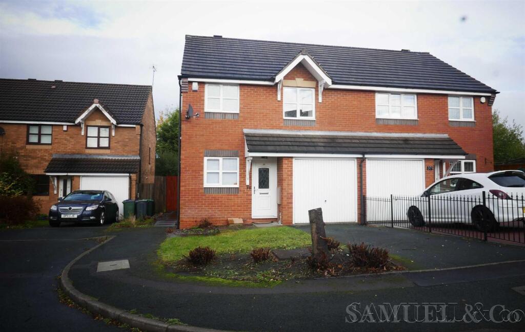 3 bed Semi Detached for rent in West Bromwich. From Samuel & Co - West Bromwich