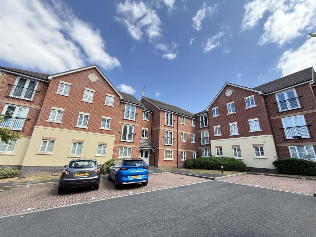 1 bed 1st Floor Flat for rent in Pheasey. From Samuel & Co - West Bromwich 1 bed 1st Floor Flat for rent in Pheasey. From Samuel & Co - West Bromwich