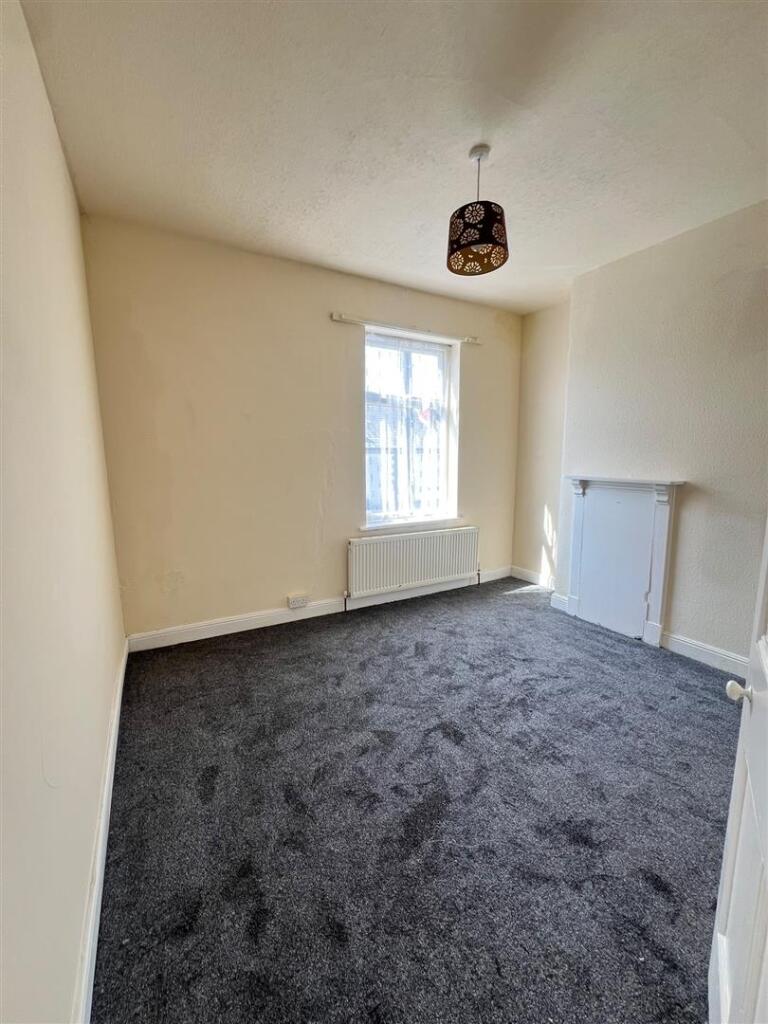 3 bed Mid Terraced House for rent in Oldbury. From Samuel & Co - West Bromwich