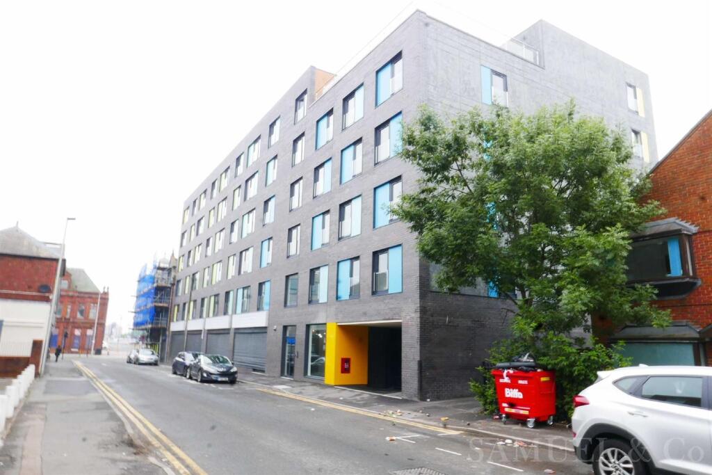 1 bed 1st Floor Flat for rent in West Bromwich. From Samuel & Co - West Bromwich