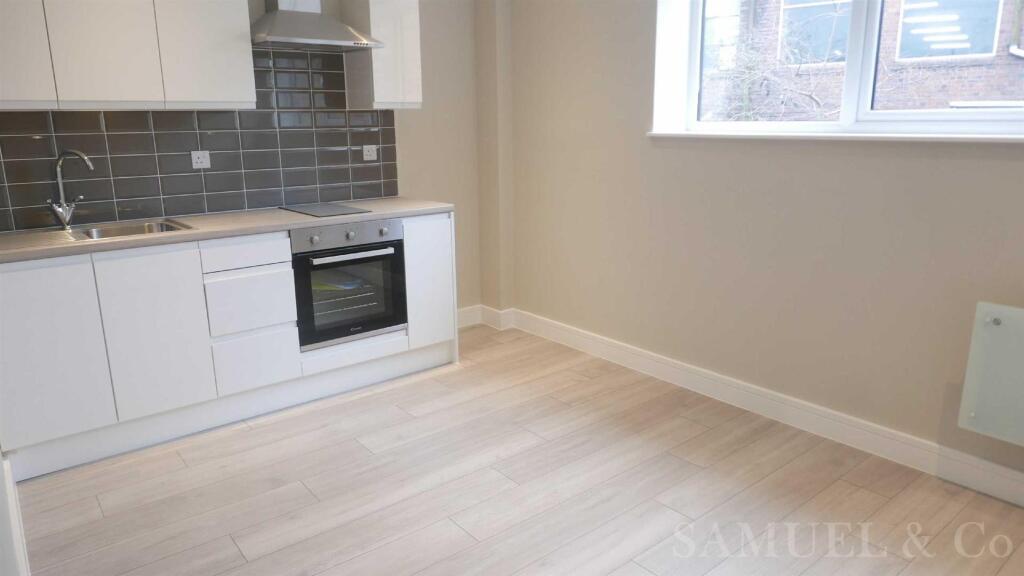1 bed 1st Floor Flat for rent in Walsall. From Samuel & Co - West Bromwich
