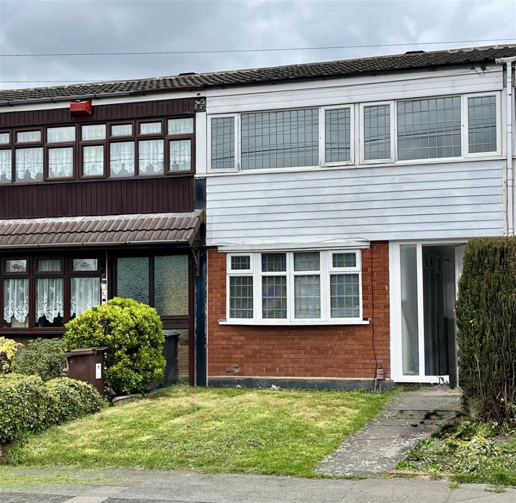 3 bed Semi Detached for rent in Willenhall. From Sanders - Wright & Freeman - Wolverhampton