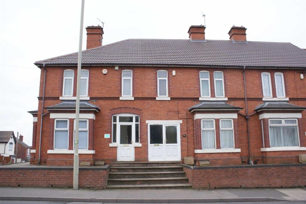 2 bed Bungalow for rent in Dudley. From Sanders - Wright & Freeman - Wolverhampton