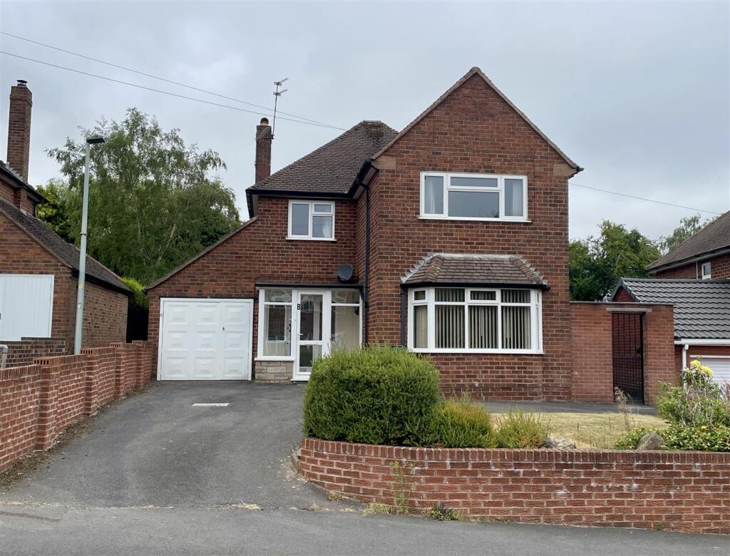 3 bed Detached for rent in Wolverhampton. From Sanders - Wright & Freeman - Wolverhampton