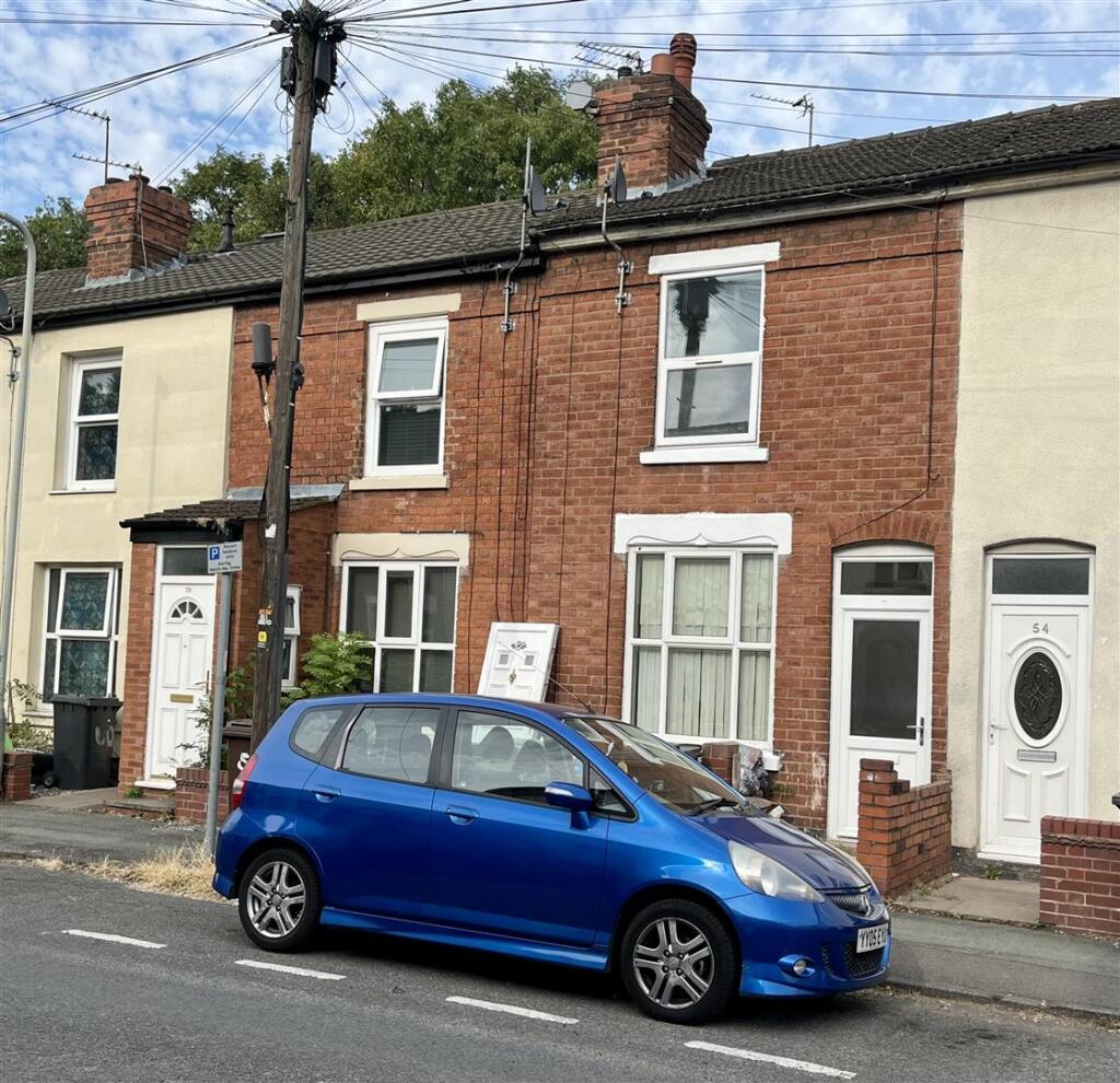 2 bed Mid Terraced House for rent in Perton. From Sanders - Wright & Freeman - Wolverhampton