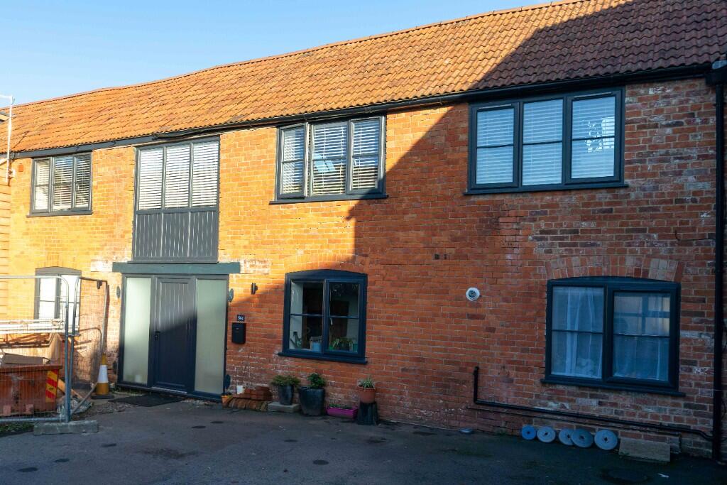 3 bed Mid Terraced House for rent in Dilton Marsh. From Sandoes - Westbury 3 bed Mid Terraced House for rent in Dilton Marsh. From Sandoes - Westbury
