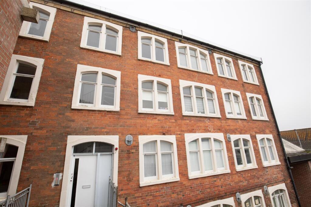 2 bed Detached for rent in Westbury. From Sandoes - Westbury 2 bed Detached for rent in Westbury. From Sandoes - Westbury