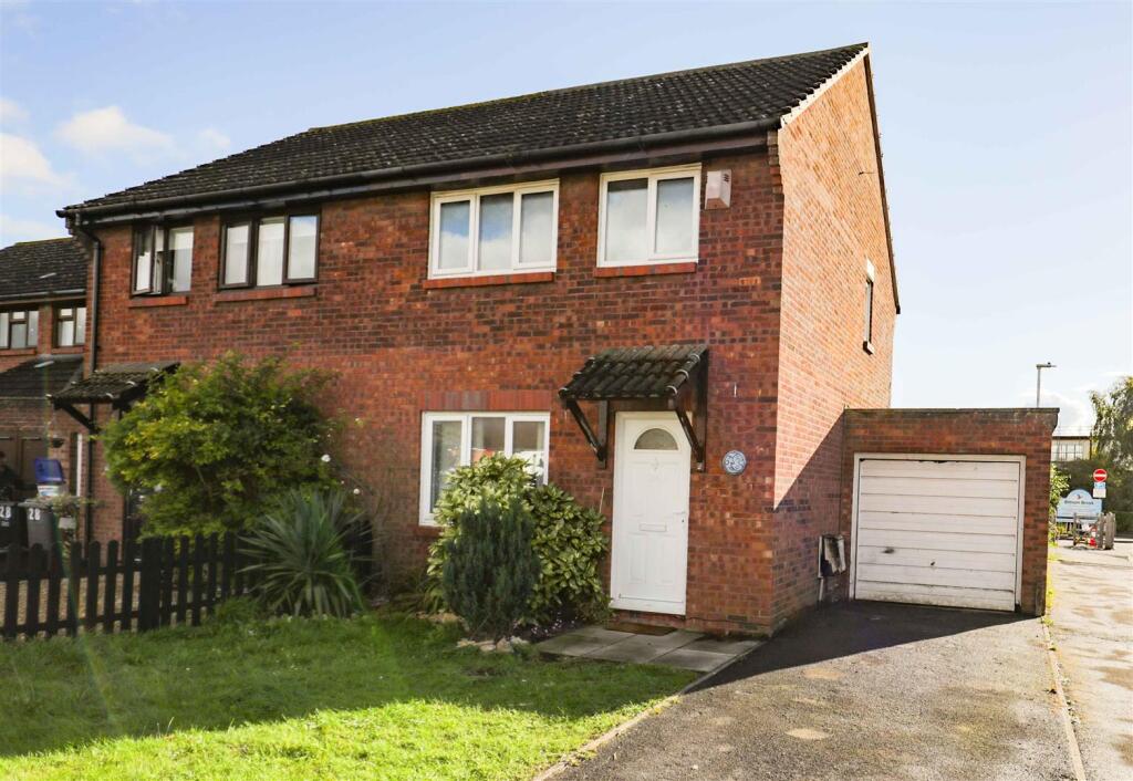 3 bed Detached for rent in Westbury. From Sandoes - Westbury 3 bed Detached for rent in Westbury. From Sandoes - Westbury