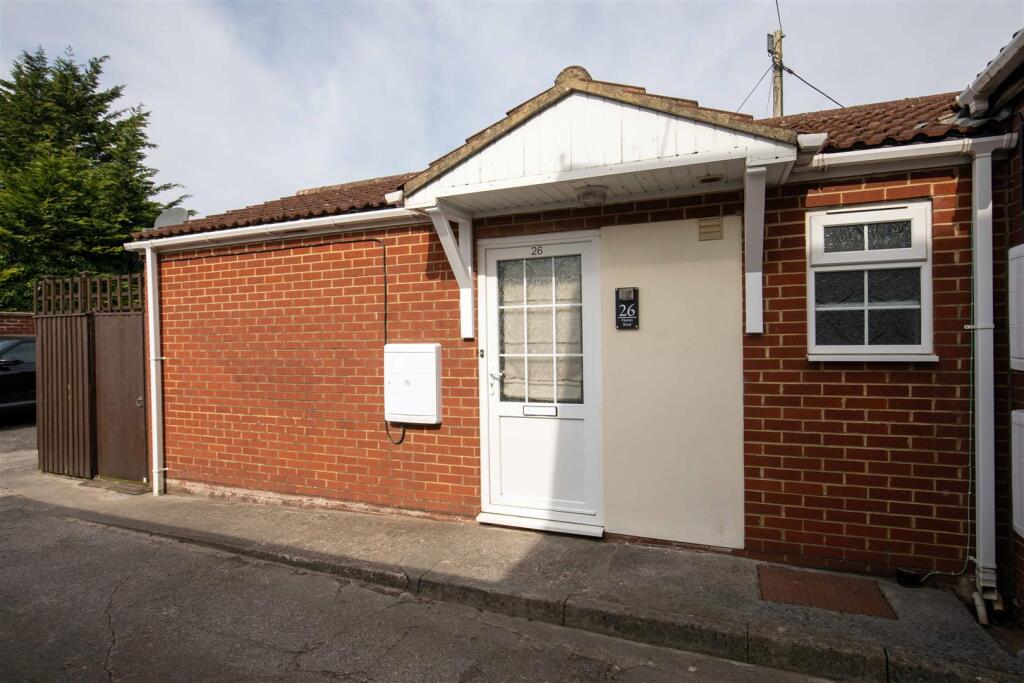 1 bed Semi-detached bungalow for rent in Westbury. From Sandoes - Westbury