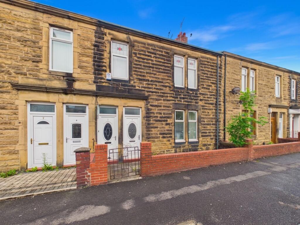 2 bed 1st Floor Flat for rent in Gateshead. From Sarah Mains Residential Sales and Lettings - Low Fell 2 bed 1st Floor Flat for rent in Gateshead. From Sarah Mains Residential Sales and Lettings - Low Fell