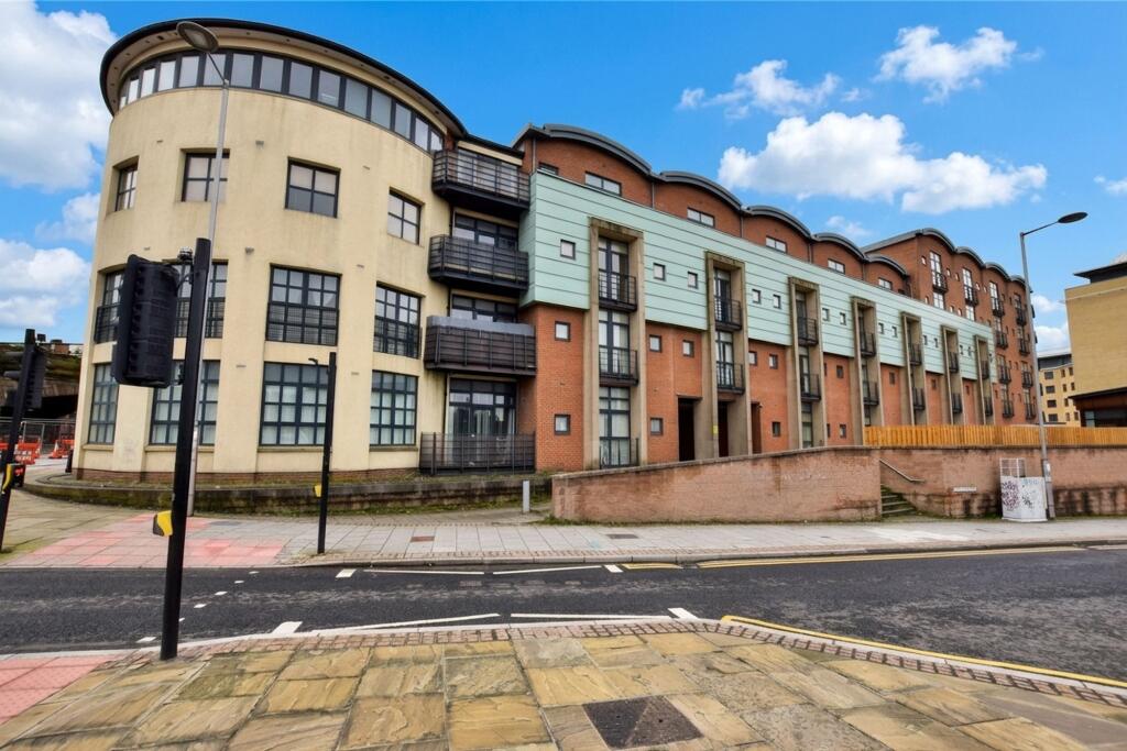 2 bed 1st Floor Flat for rent in Gateshead. From Sarah Mains Residential Sales and Lettings - Low Fell