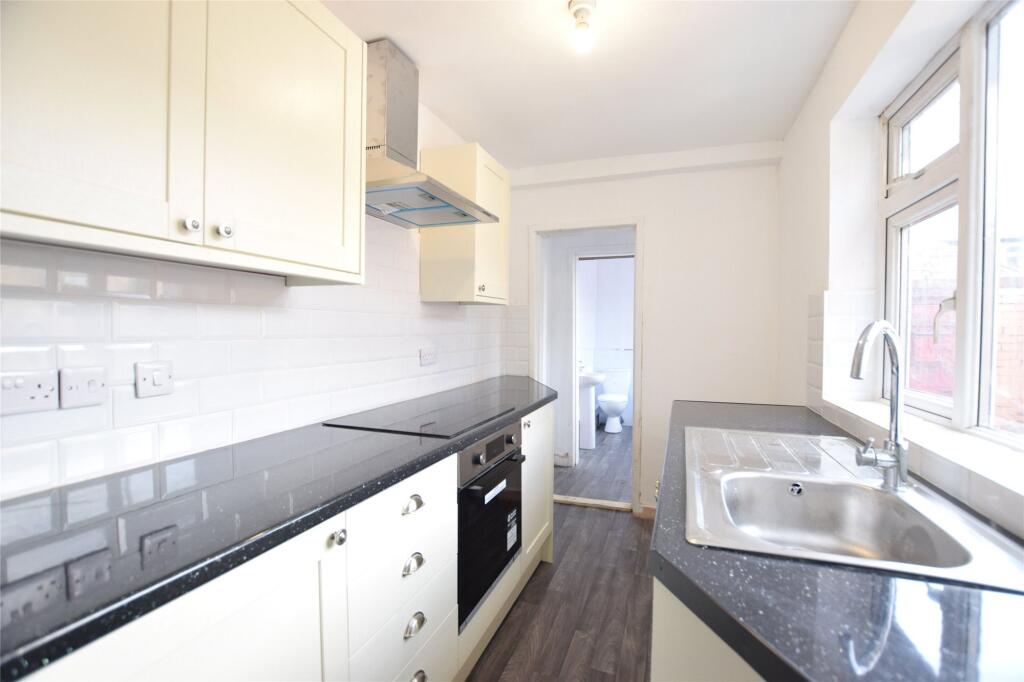 2 bed Cottage for rent in Sunderland. From Sarah Mains Residential Sales and Lettings - Low Fell