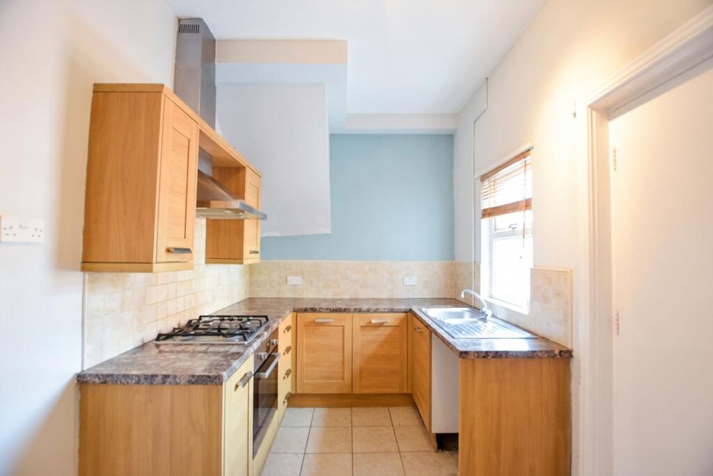 2 bed 1st Floor Flat for rent in Gateshead. From Sarah Mains Residential Sales and Lettings - Low Fell