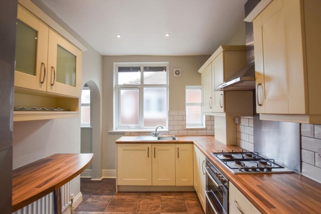 2 bed 1st Floor Flat for rent in Springwell. From Sarah Mains Residential Sales and Lettings - Low Fell 2 bed 1st Floor Flat for rent in Springwell. From Sarah Mains Residential Sales and Lettings - Low Fell