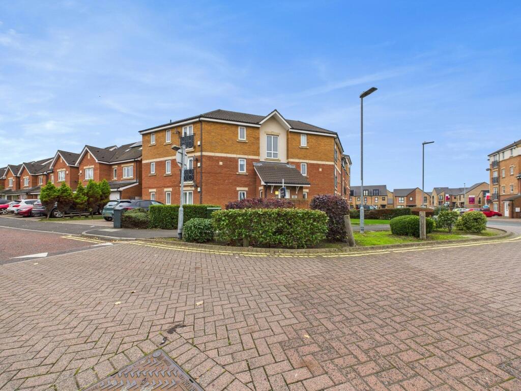 2 bed Apartment for rent in Gateshead. From Sarah Mains Residential Sales and Lettings - Low Fell 2 bed Apartment for rent in Gateshead. From Sarah Mains Residential Sales and Lettings - Low Fell