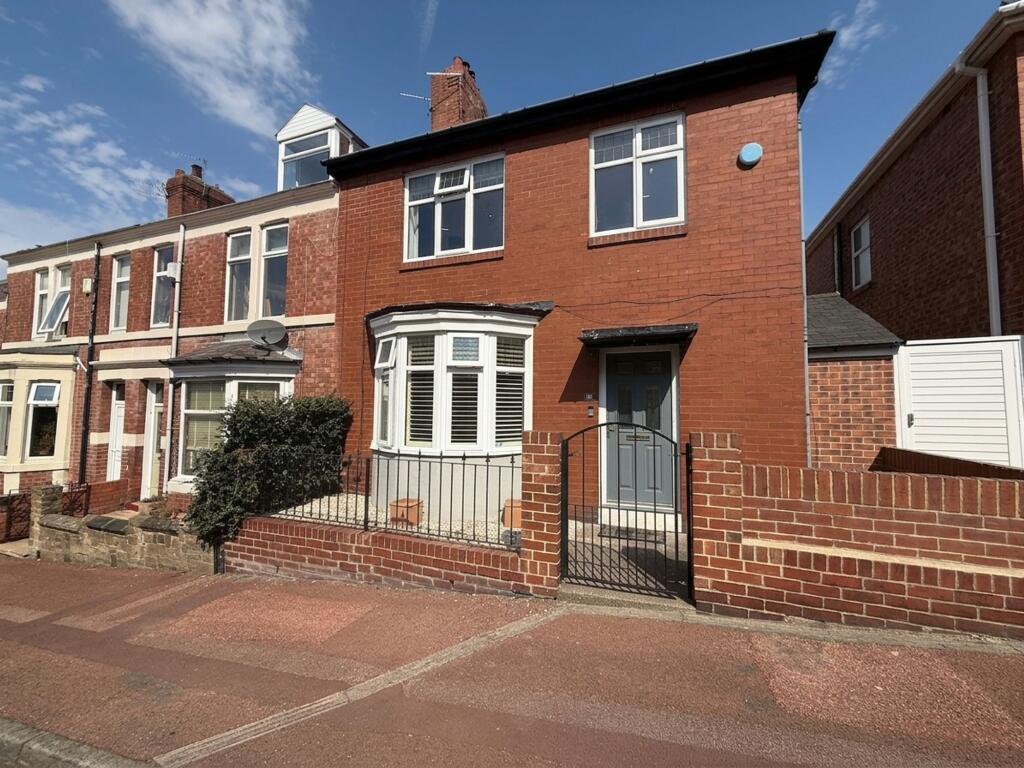 3 bed Mid Terraced House for rent in Gateshead. From Sarah Mains Residential Sales and Lettings - Low Fell 3 bed Mid Terraced House for rent in Gateshead. From Sarah Mains Residential Sales and Lettings - Low Fell