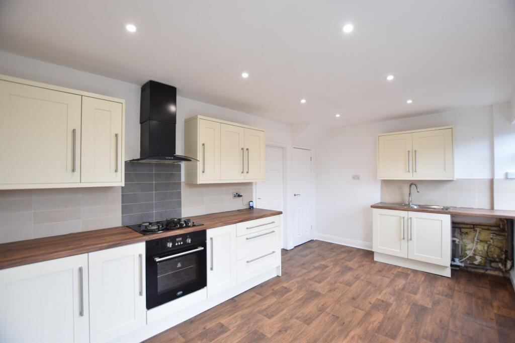 3 bed Mid Terraced House for rent in Burnopfield. From Sarah Mains Residential Sales and Lettings - Whickham