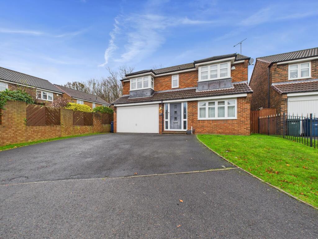 4 bed Detached for rent in Whickham. From Sarah Mains Residential Sales and Lettings - Whickham