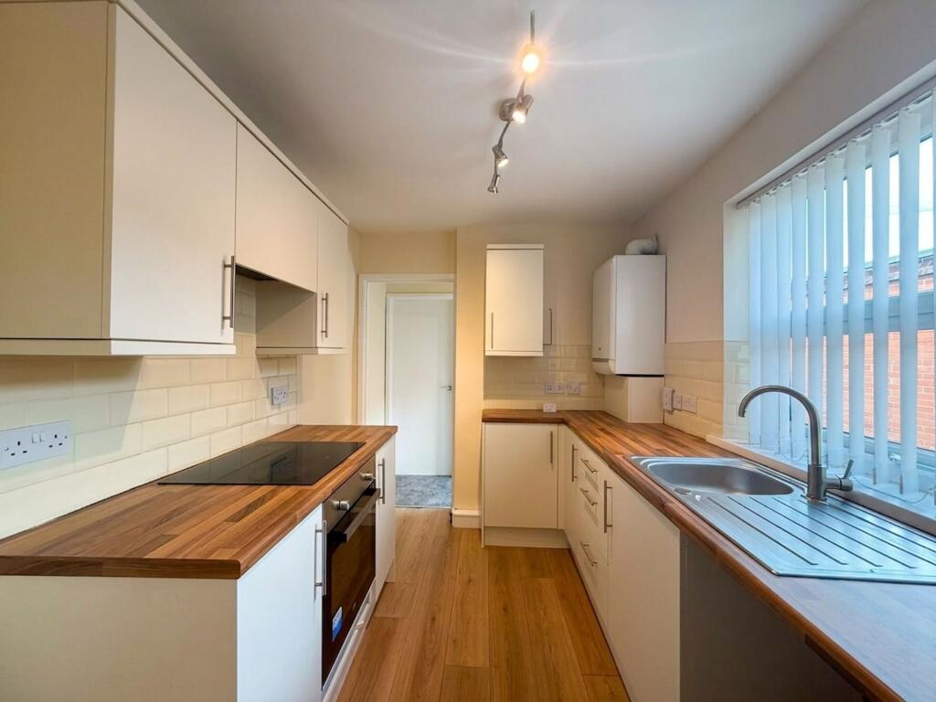 3 bed 1st Floor Flat for rent in Kibblesworth. From Sarah Mains Residential Sales and Lettings - Whickham 3 bed 1st Floor Flat for rent in Kibblesworth. From Sarah Mains Residential Sales and Lettings - Whickham