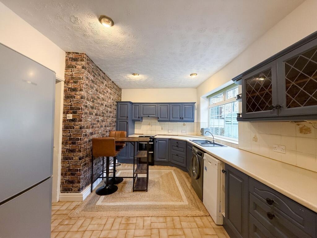 2 bed End of Terrace for rent in Burnopfield. From Sarah Mains Residential Sales and Lettings - Whickham 2 bed End of Terrace for rent in Burnopfield. From Sarah Mains Residential Sales and Lettings - Whickham