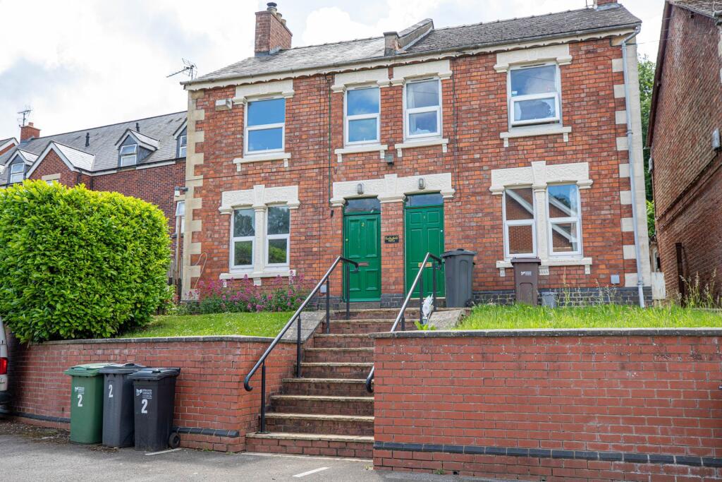 3 bed Semi Detached for rent in Stroud. From Sawyers - Stroud