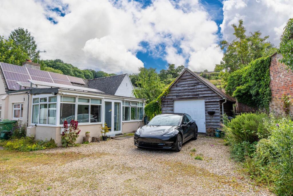 1 bed Semi-detached bungalow for rent in Woodchester. From Sawyers - Stroud