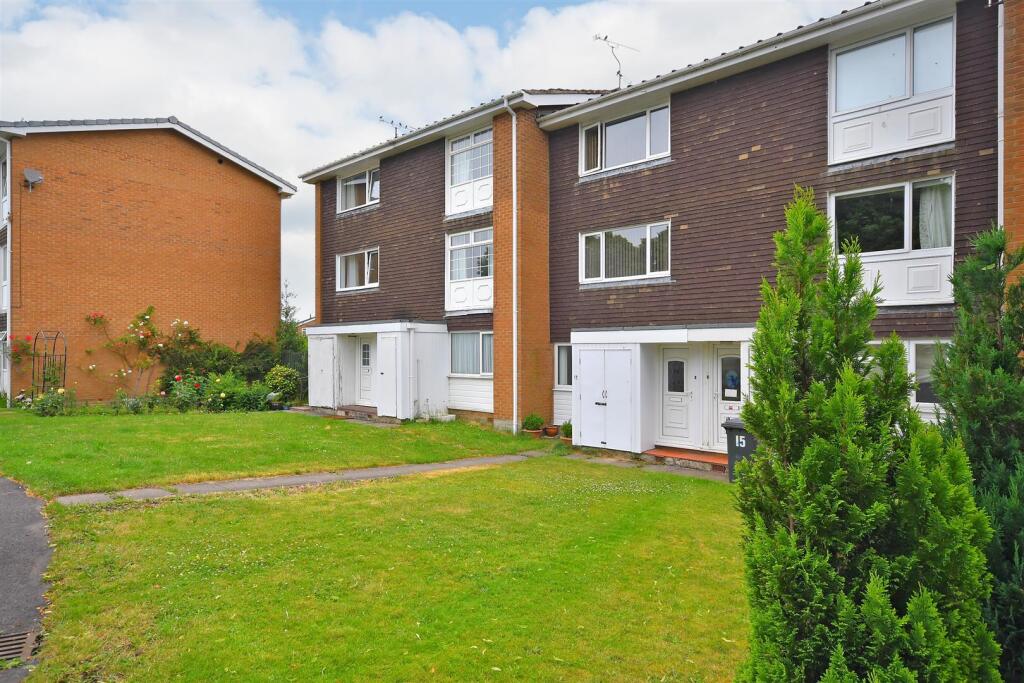 2 bed Apartment for rent in Dronfield. From Saxton Mee - Sheffield