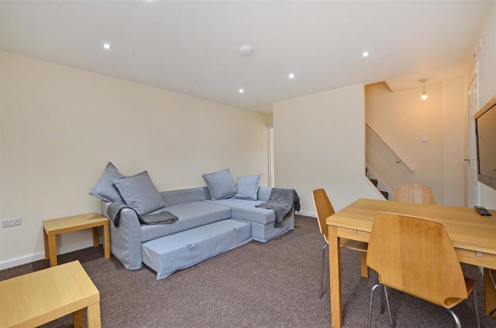 3 bed Duplex for rent in Sheffield. From Saxton Mee - Sheffield