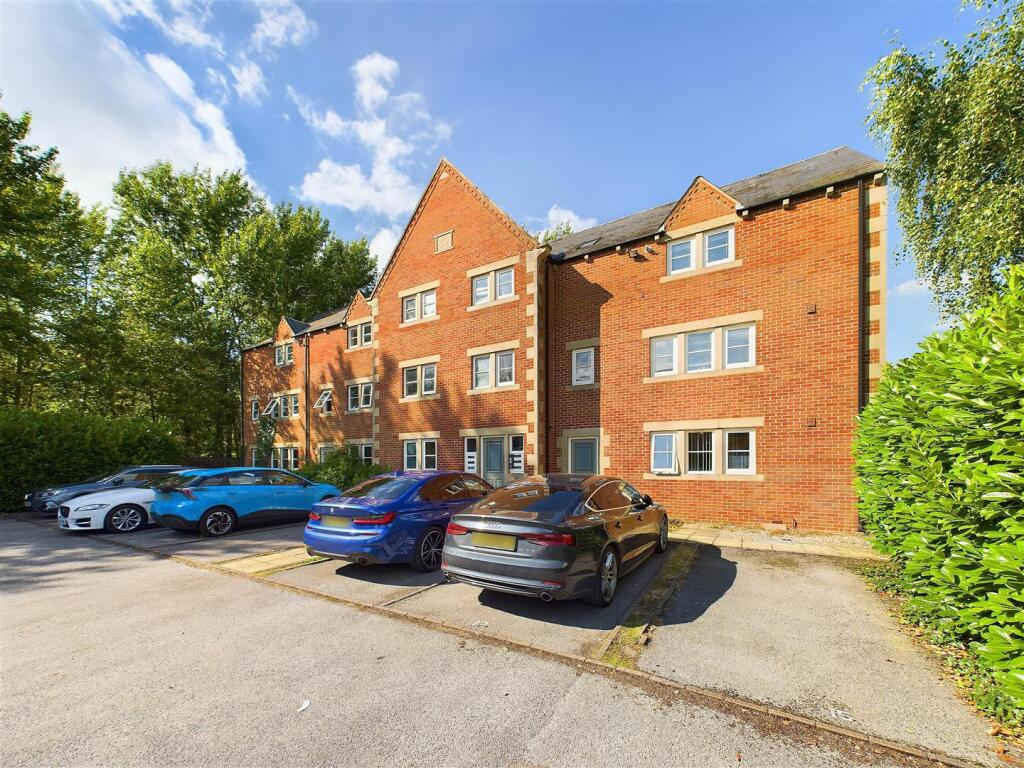 2 bed Apartment for rent in Chesterfield. From Saxton Mee - Sheffield