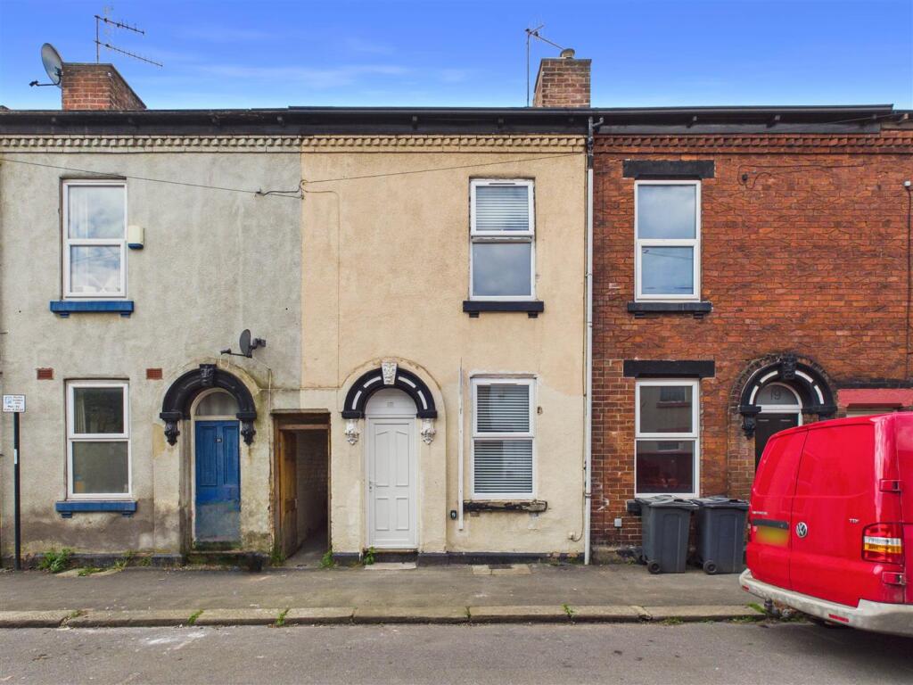 3 bed Mid Terraced House for rent in Sheffield. From Saxton Mee - Sheffield