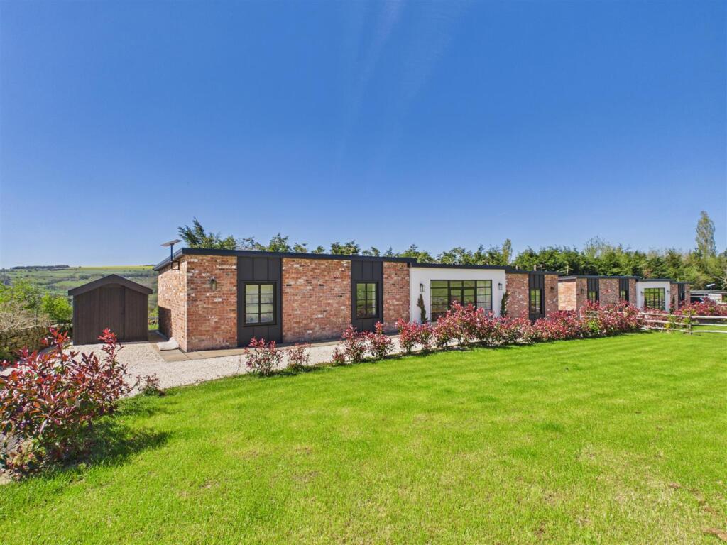 4 bed Detached for rent in Sheffield. From Saxton Mee - Sheffield