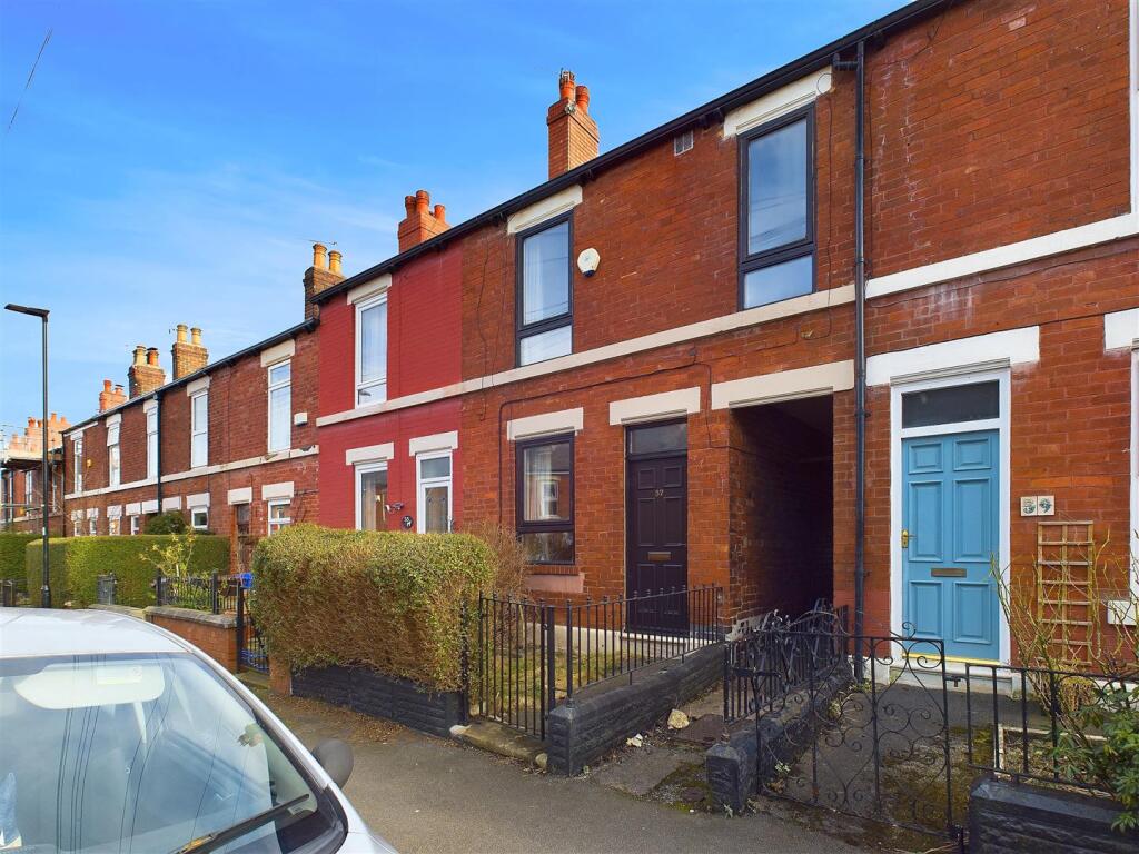 3 bed Mid Terraced House for rent in Sheffield. From Saxton Mee - Sheffield 3 bed Mid Terraced House for rent in Sheffield. From Saxton Mee - Sheffield