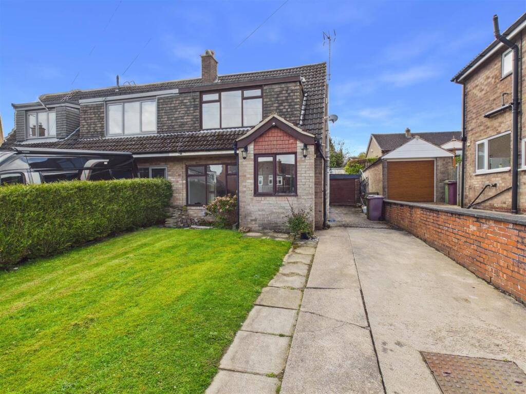 3 bed Semi Detached for rent in Dronfield. From Saxton Mee - Sheffield