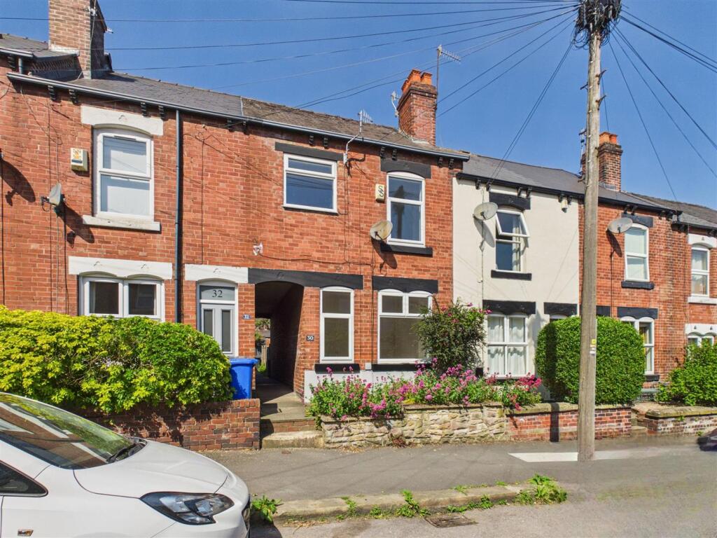 4 bed Mid Terraced House for rent in Sheffield. From Saxton Mee - Sheffield