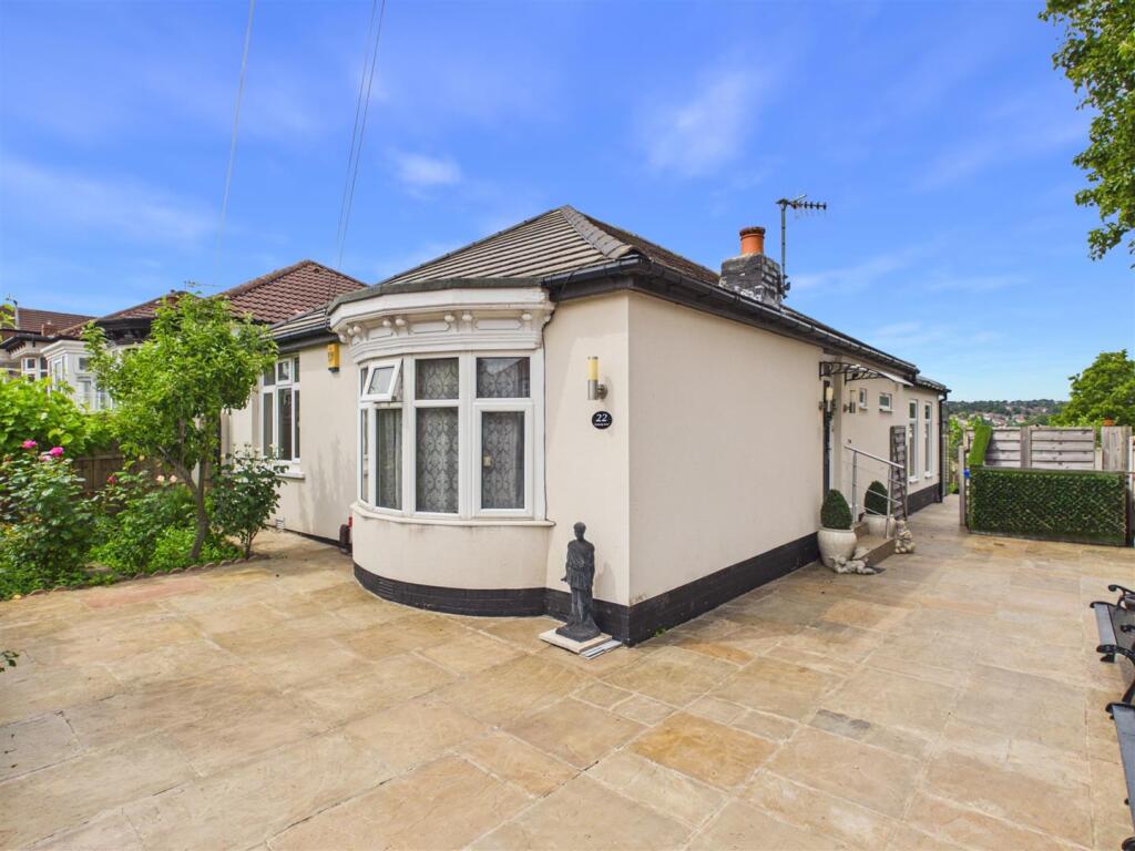 3 bed Detached bungalow for rent in Sheffield. From Saxton Mee - Sheffield 3 bed Detached bungalow for rent in Sheffield. From Saxton Mee - Sheffield