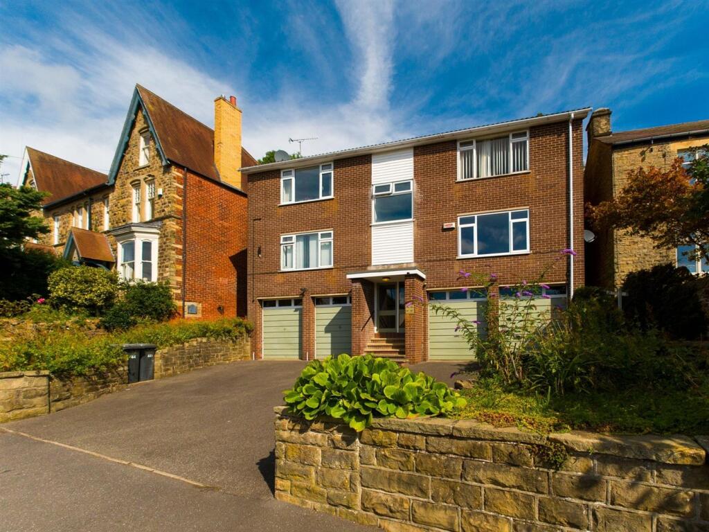 2 bed 1st Floor Flat for rent in Long Line. From Saxton Mee - Sheffield