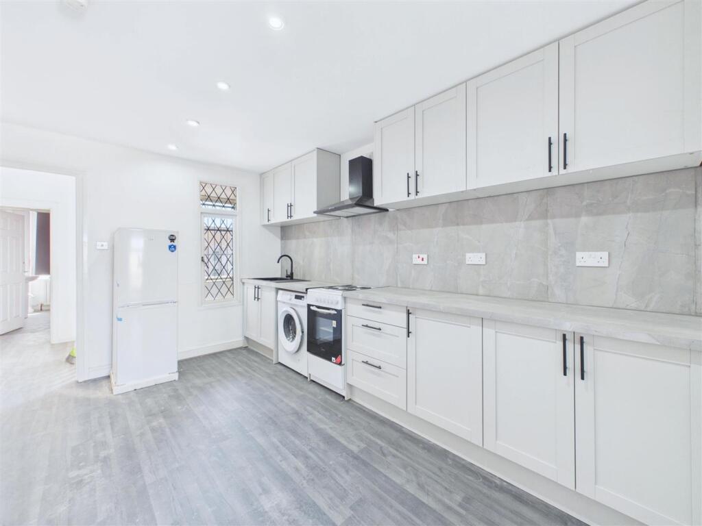 1 bed Apartment for rent in Dinnington. From Saxton Mee - Sheffield