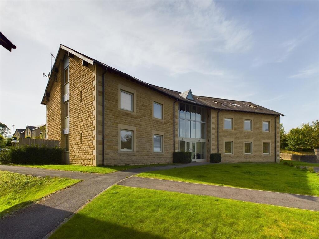 1 bed 1st Floor Flat for rent in Bakewell. From Saxton Mee - Sheffield