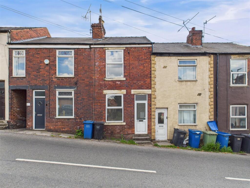 2 bed Mid Terraced House for rent in Brimington. From Saxton Mee - Sheffield