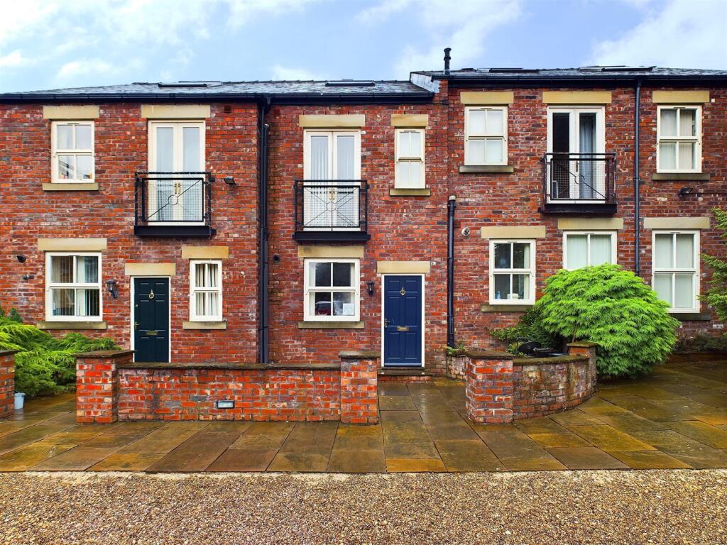 3 bed Mid Terraced House for rent in Sheffield. From Saxton Mee - Sheffield
