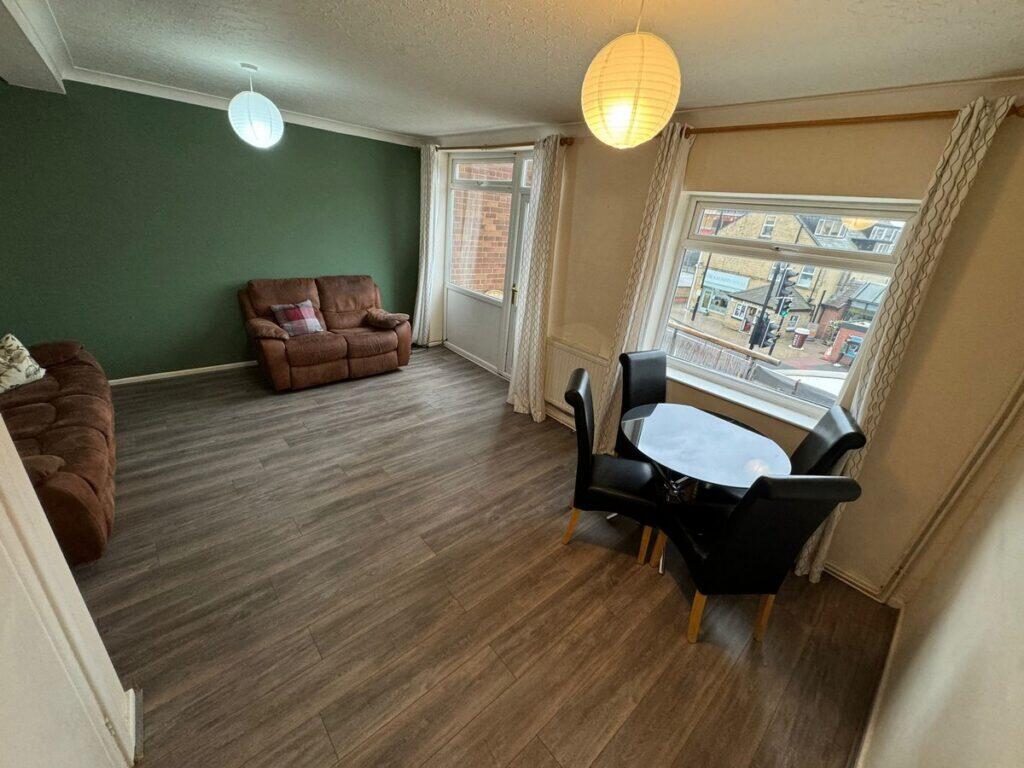 3 bed Mid Terraced House for rent in Leeds. From sbliving - Leeds 3 bed Mid Terraced House for rent in Leeds. From sbliving - Leeds