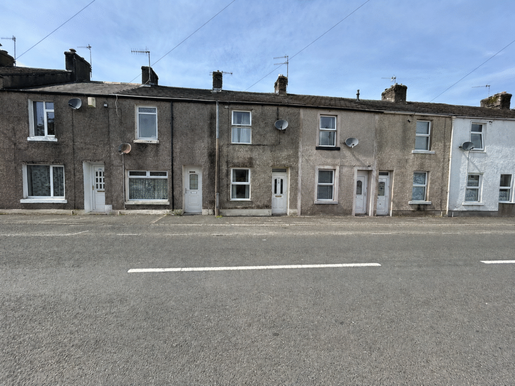 2 bed Mid Terraced House for rent in Cleator Moor. From sbliving - Leeds 2 bed Mid Terraced House for rent in Cleator Moor. From sbliving - Leeds