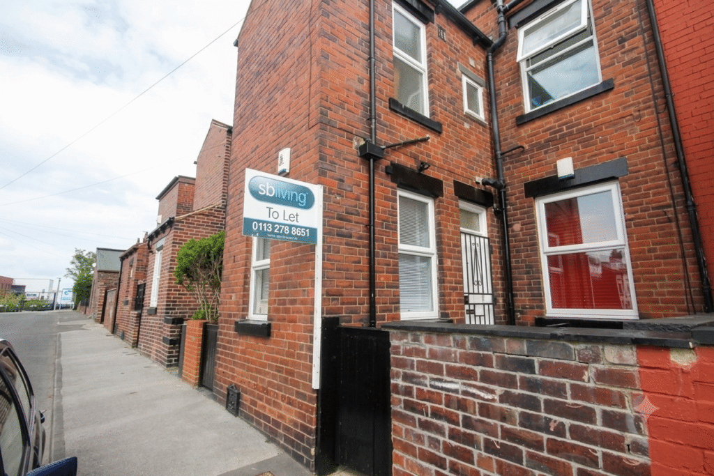 1 bed 1st Floor Flat for rent in Troydale. From sbliving - Leeds 1 bed 1st Floor Flat for rent in Troydale. From sbliving - Leeds