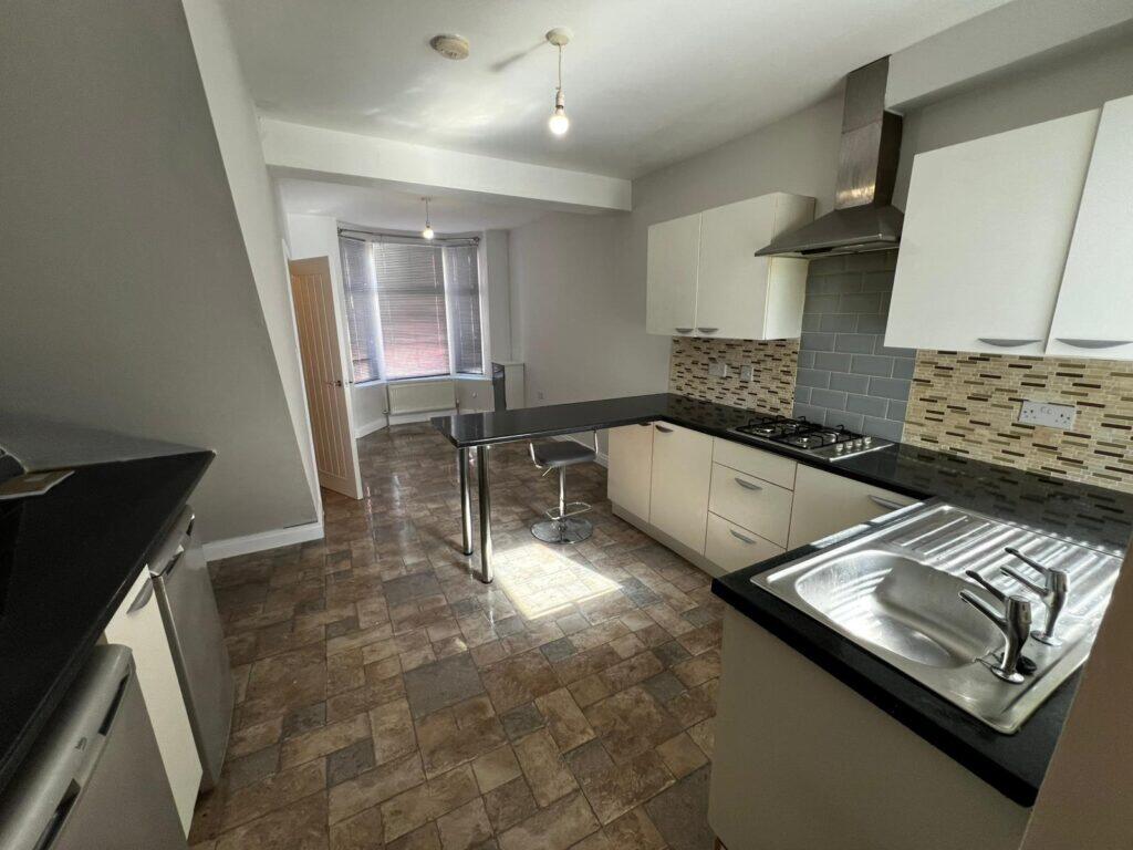 3 bed Mid Terraced House for rent in Liverpool. From sbliving - Leeds 3 bed Mid Terraced House for rent in Liverpool. From sbliving - Leeds