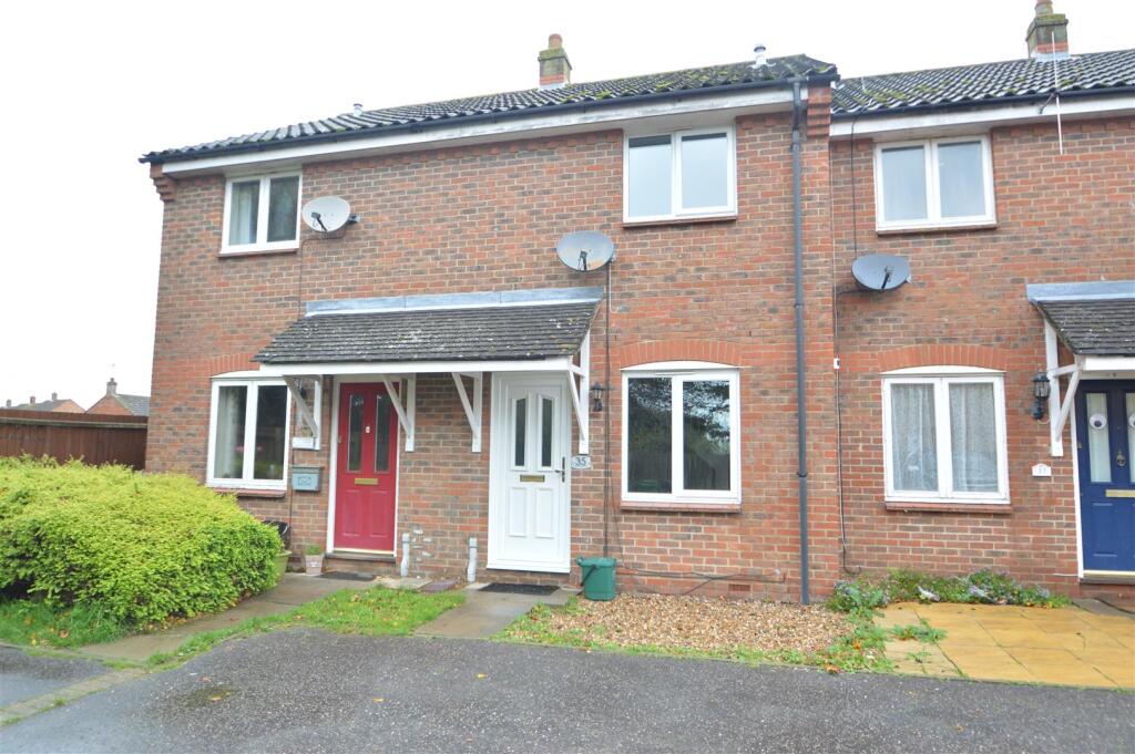 2 bed Mid Terraced House for rent in Great Yeldham. From Scott Maddison - Halstead