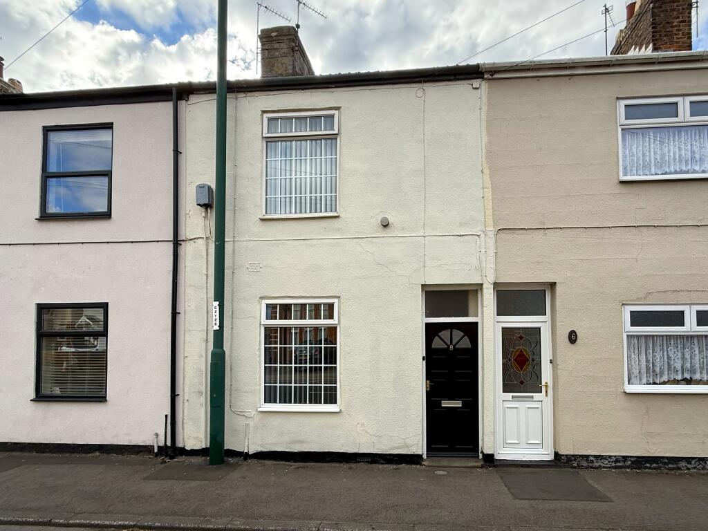 2 bed Mid Terraced House for rent in Guisborough. From Selectiv - Guisborough
