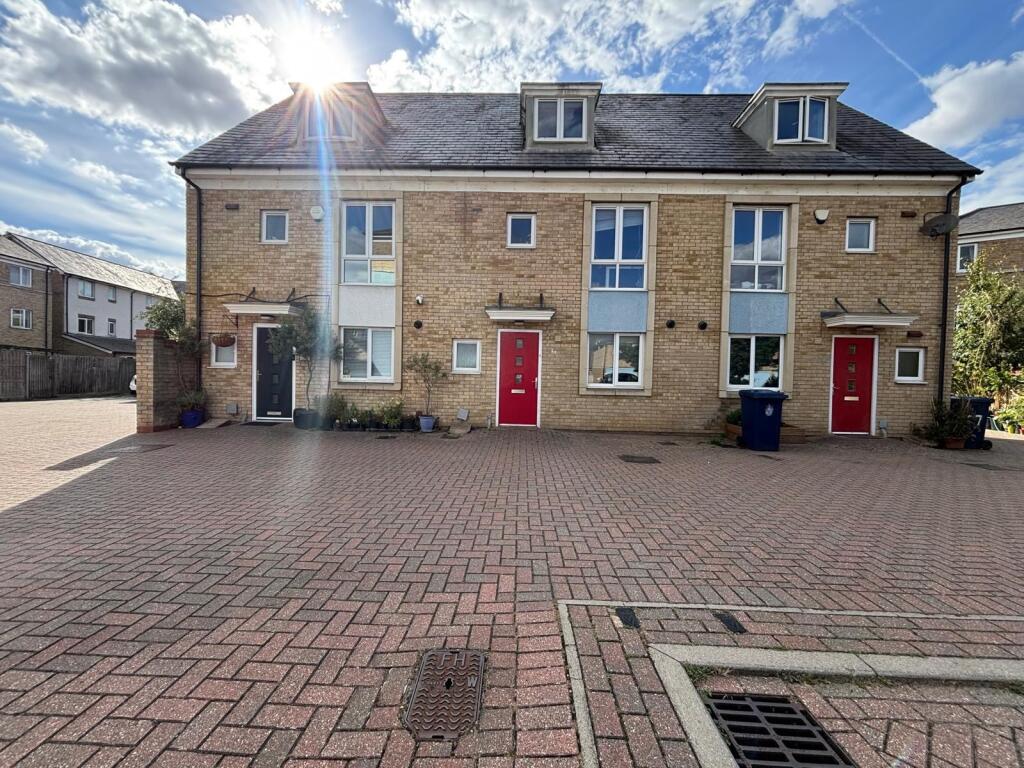 4 bed Detached for rent in Impington. From Sharman Quinney - Orchard Park 4 bed Detached for rent in Impington. From Sharman Quinney - Orchard Park
