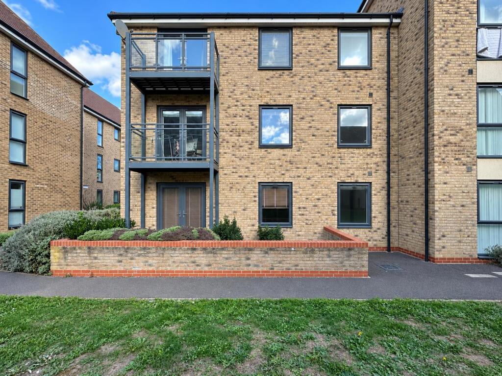 2 bed 1st Floor Flat for rent in Girton. From Sharman Quinney - Orchard Park