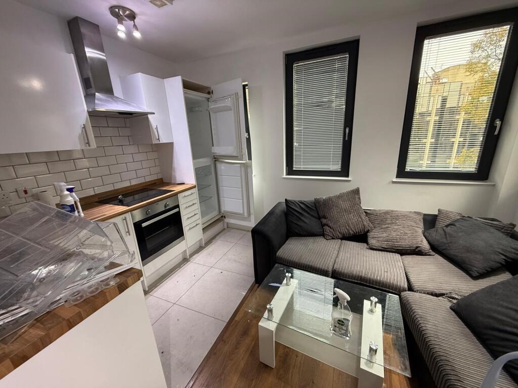 2 bed Apartment for rent in Peterborough. From Sharman Quinney - Werrington 2 bed Apartment for rent in Peterborough. From Sharman Quinney - Werrington
